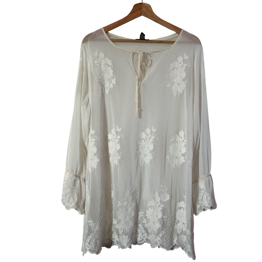 Alfa I Elegant White Floral Women's Top